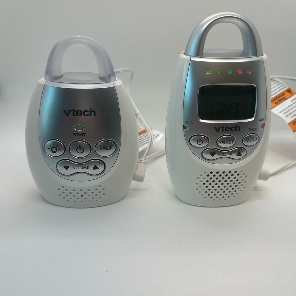 VTech DM221 Digital Audio Baby Monitor Set W/ 1 Parent Unit & 1 Baby Unit Tested